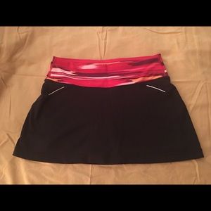 Athleta Relay Skort-Black